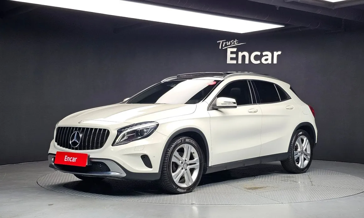 Mercedes-Benz GLA-Class