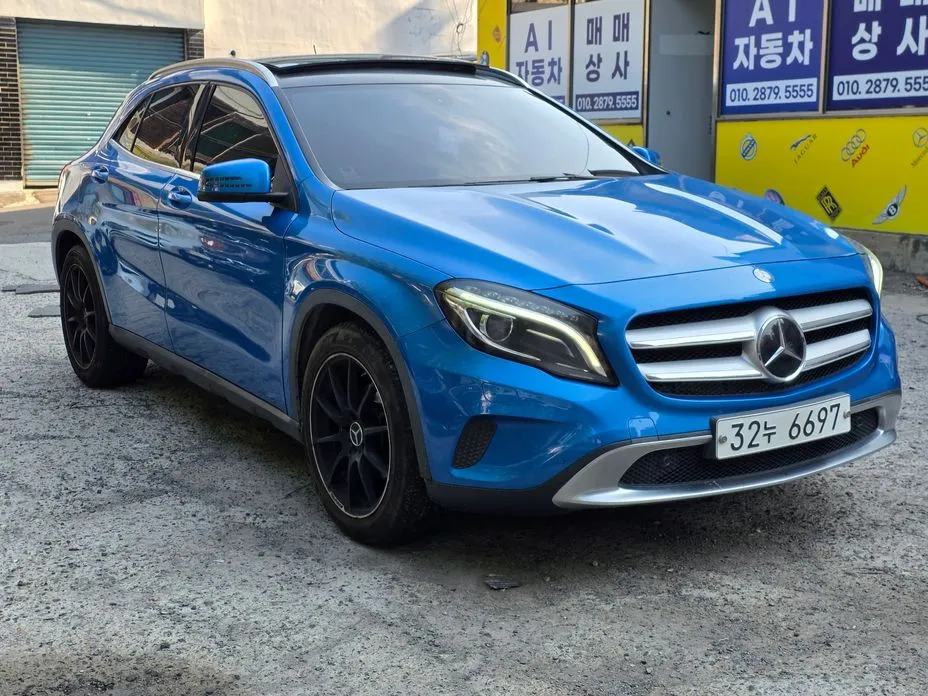 Mercedes-Benz GLA-Class