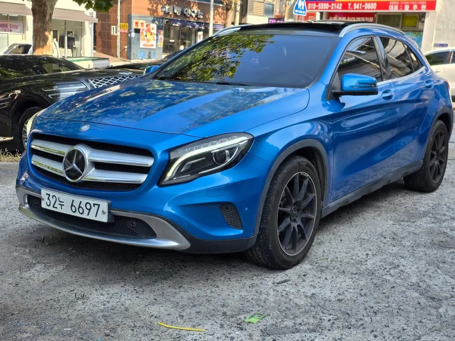 Mercedes-Benz GLA-Class
