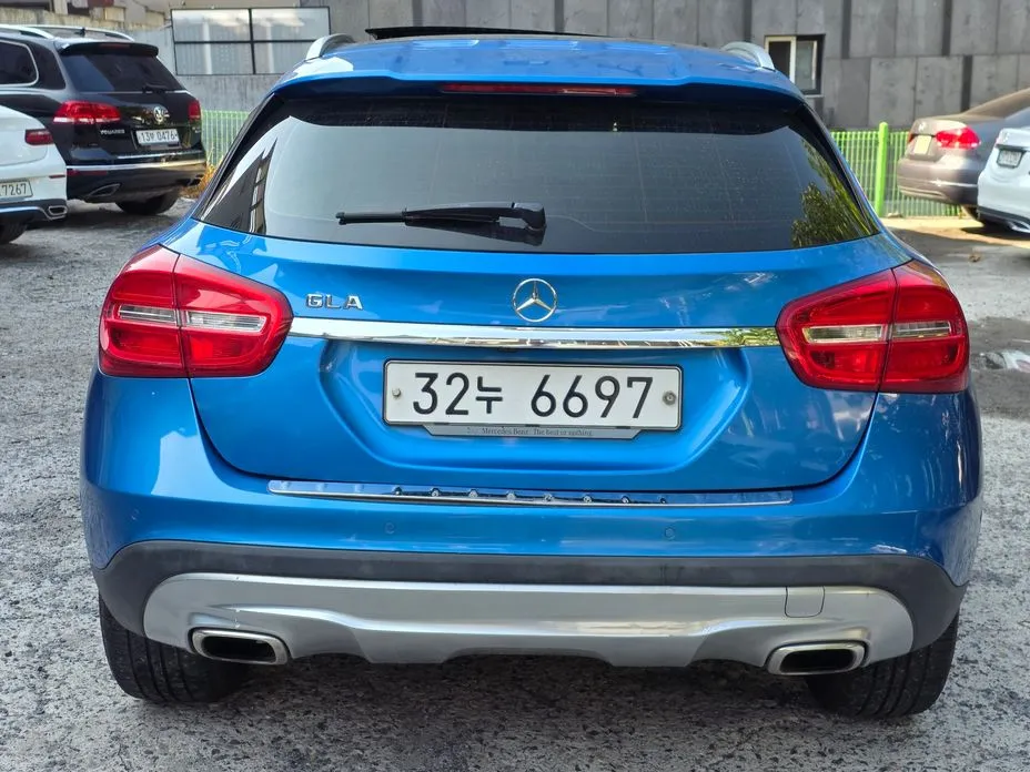 Mercedes-Benz GLA-Class