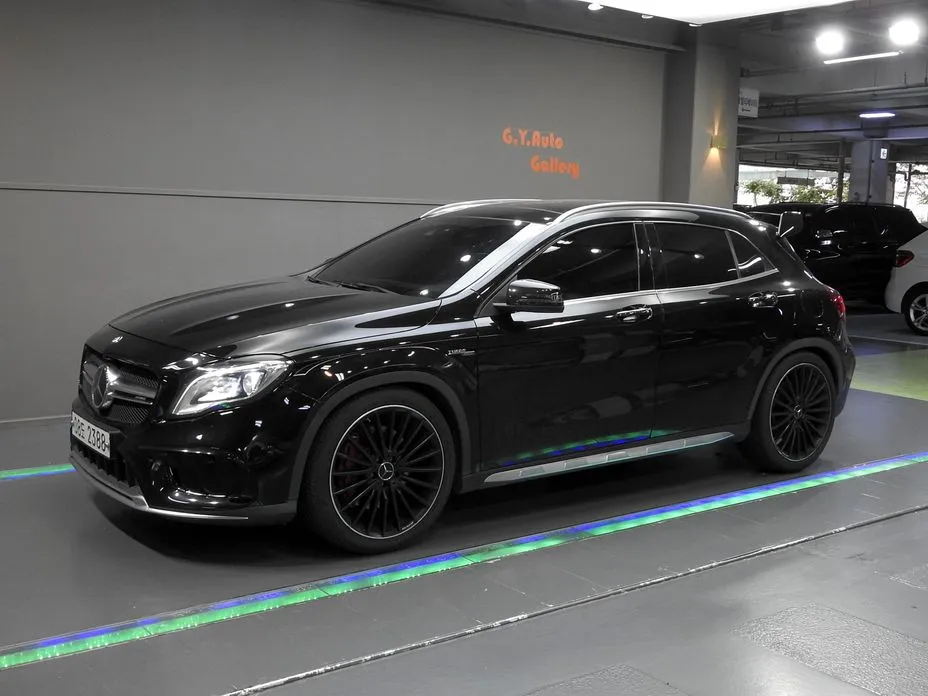 Mercedes-Benz GLA-Class