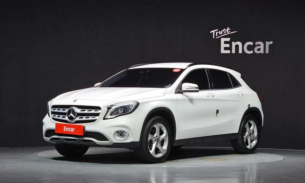 Mercedes-Benz GLA-Class