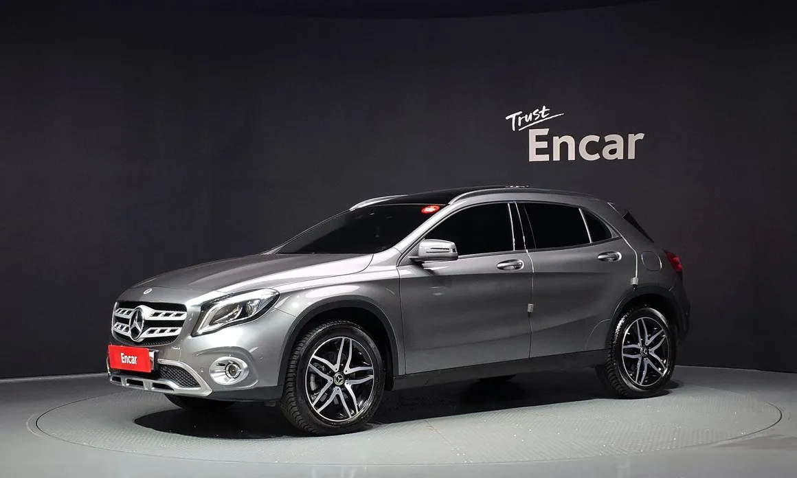 Mercedes-Benz GLA-Class