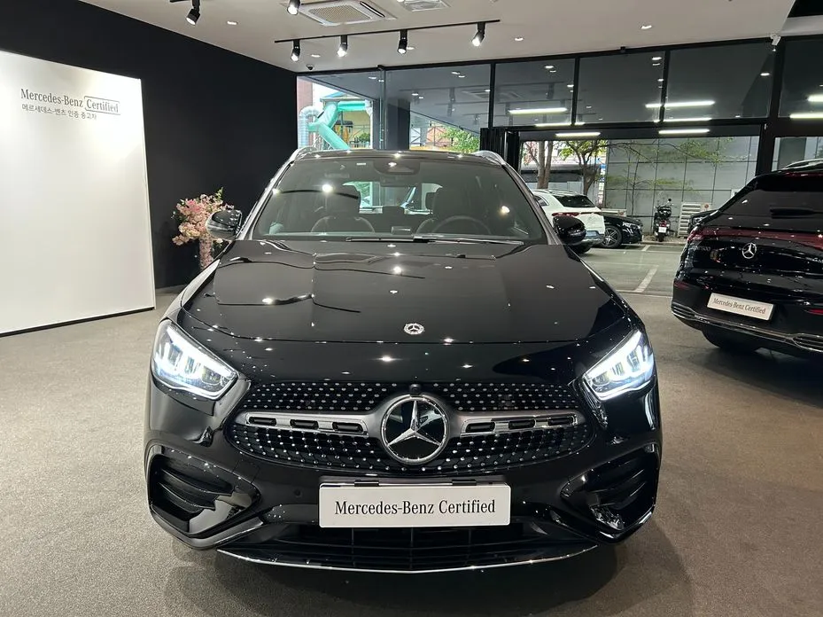 Mercedes-Benz GLA-Class