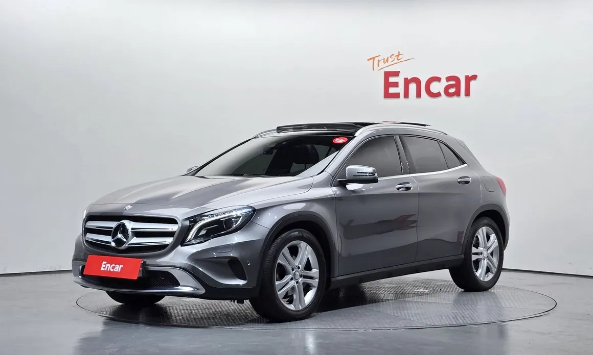 Mercedes-Benz GLA-Class