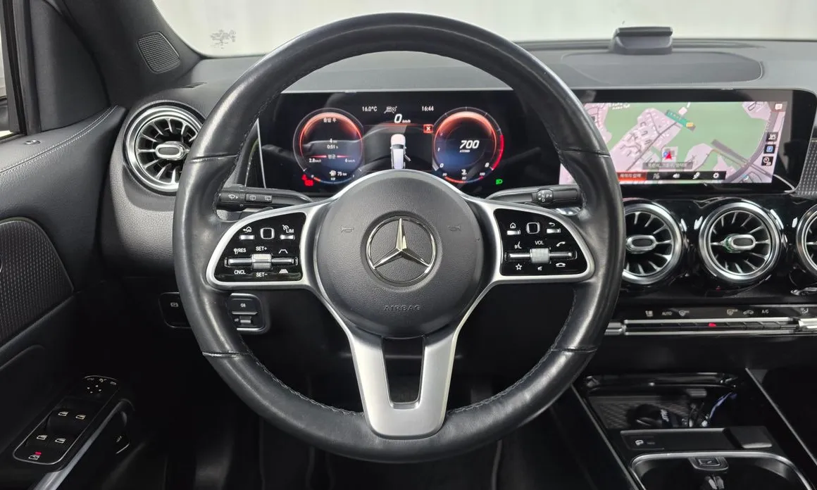 Mercedes-Benz GLB-Class