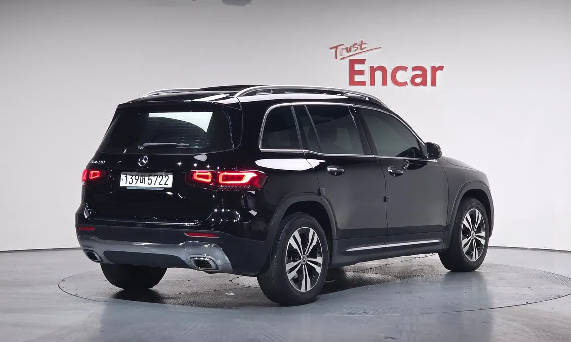 Mercedes-Benz GLB-Class