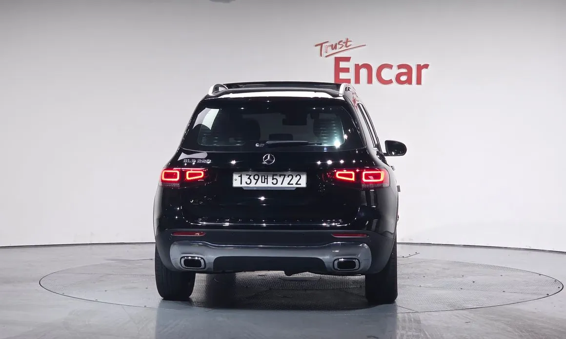 Mercedes-Benz GLB-Class