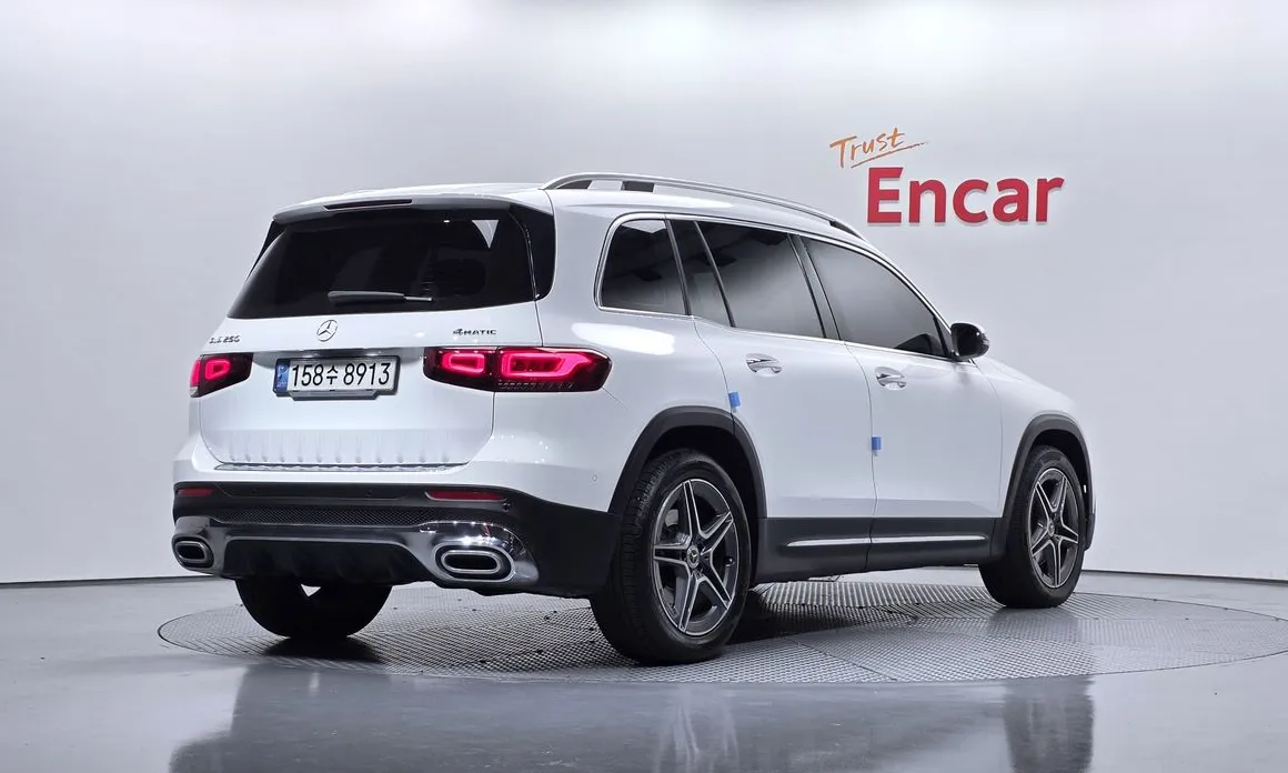 Mercedes-Benz GLB-Class
