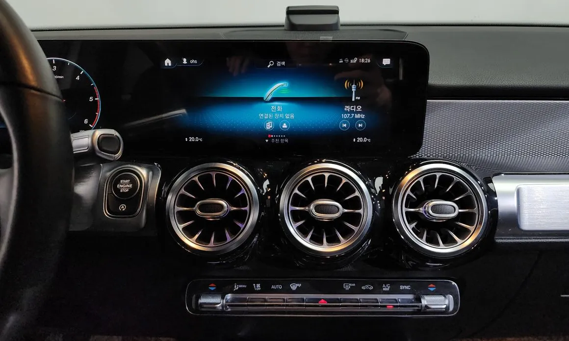 Mercedes-Benz GLB-Class