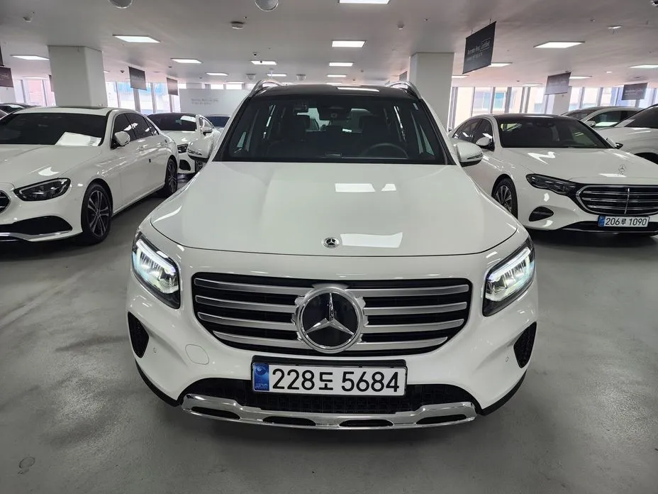 Mercedes-Benz GLB-Class