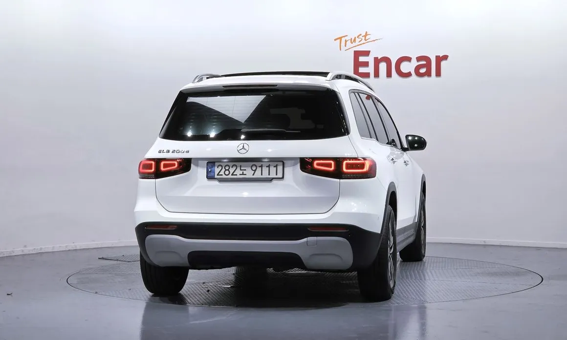 Mercedes-Benz GLB-Class