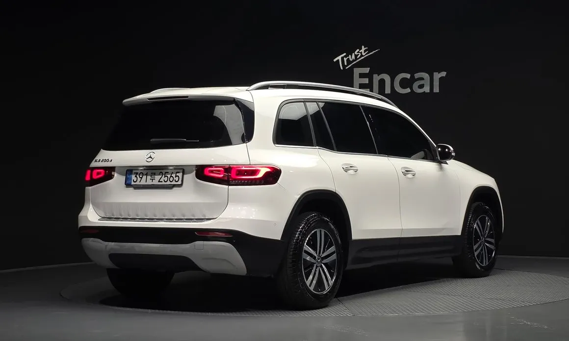 Mercedes-Benz GLB-Class