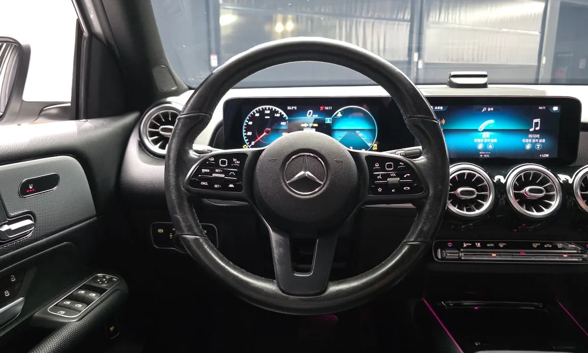 Mercedes-Benz GLB-Class