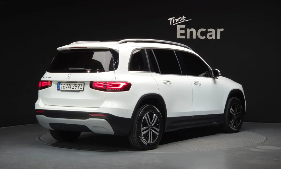 Mercedes-Benz GLB-Class