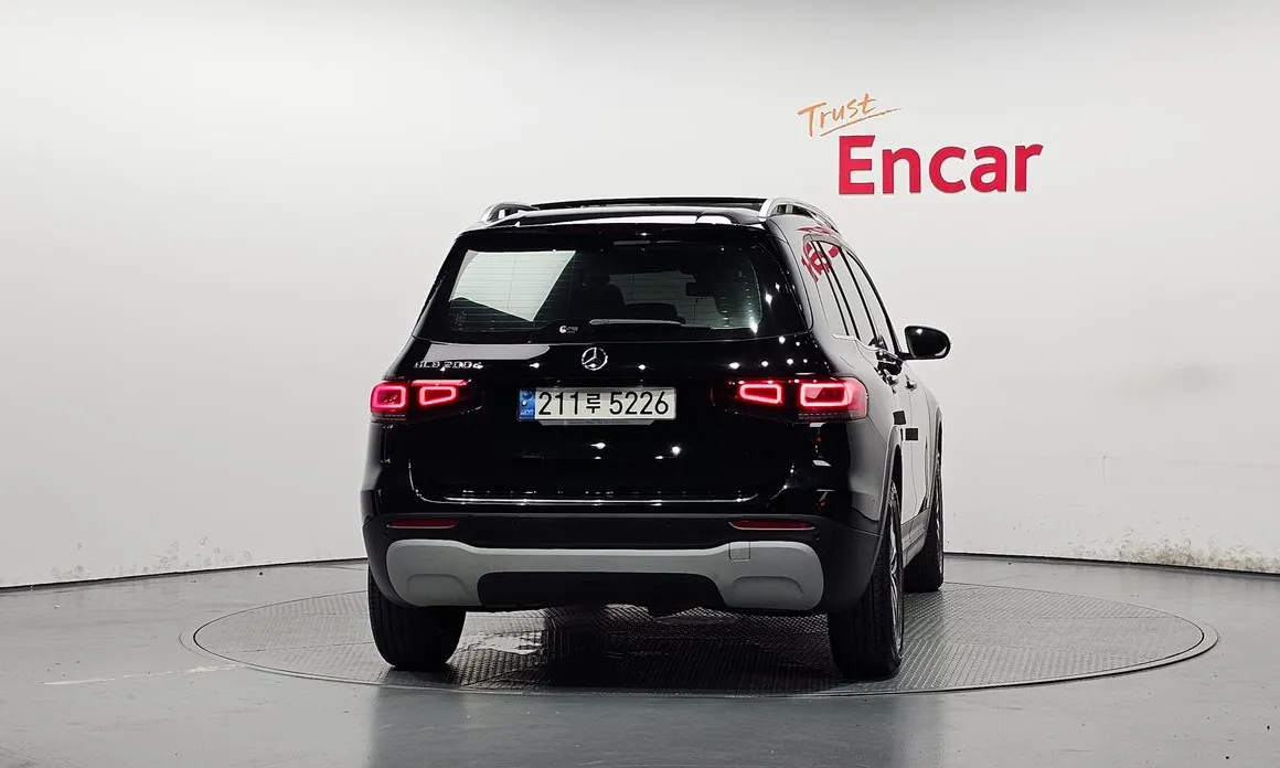 Mercedes-Benz GLB-Class