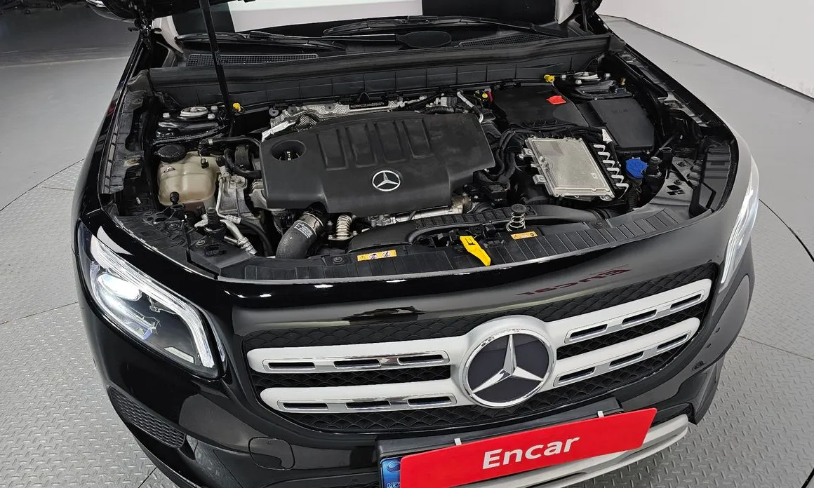 Mercedes-Benz GLB-Class