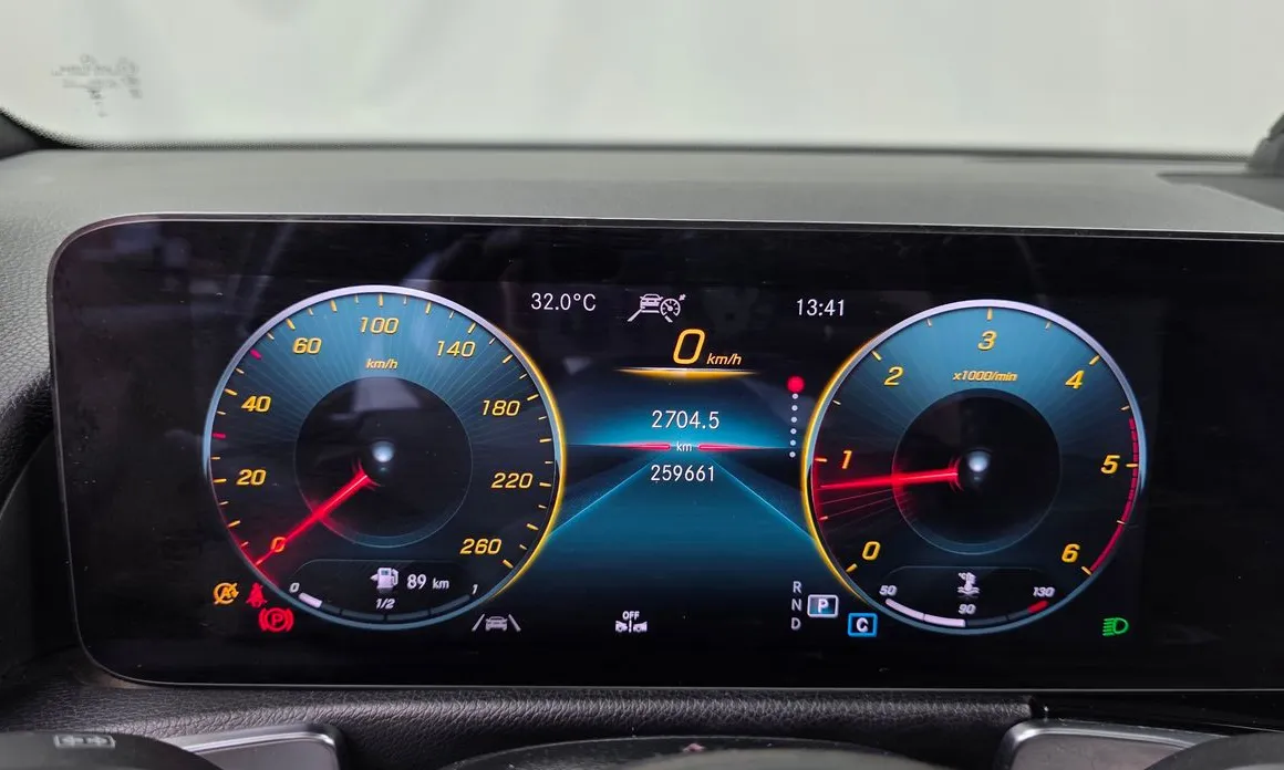 Mercedes-Benz GLB-Class