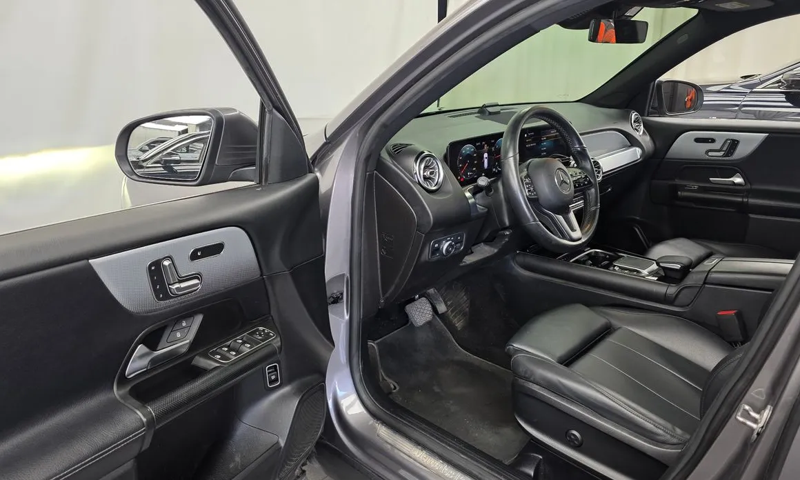 Mercedes-Benz GLB-Class