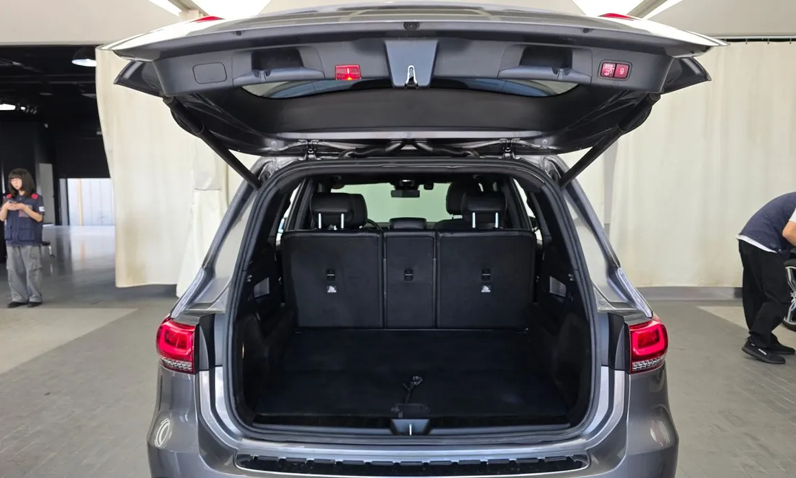 Mercedes-Benz GLB-Class