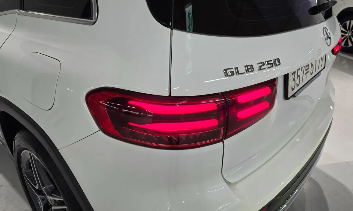 Mercedes-Benz GLB-Class