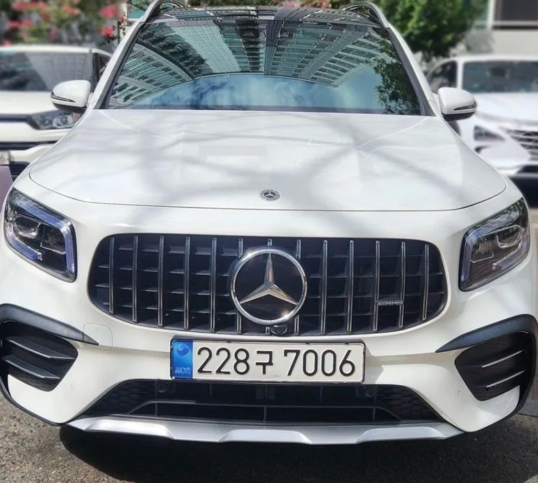 Mercedes-Benz GLB-Class