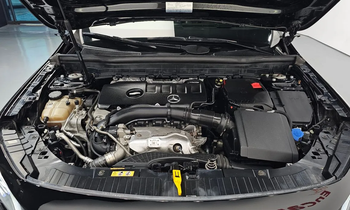 Mercedes-Benz GLB-Class
