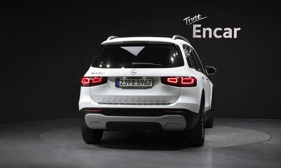 Mercedes-Benz GLB-Class