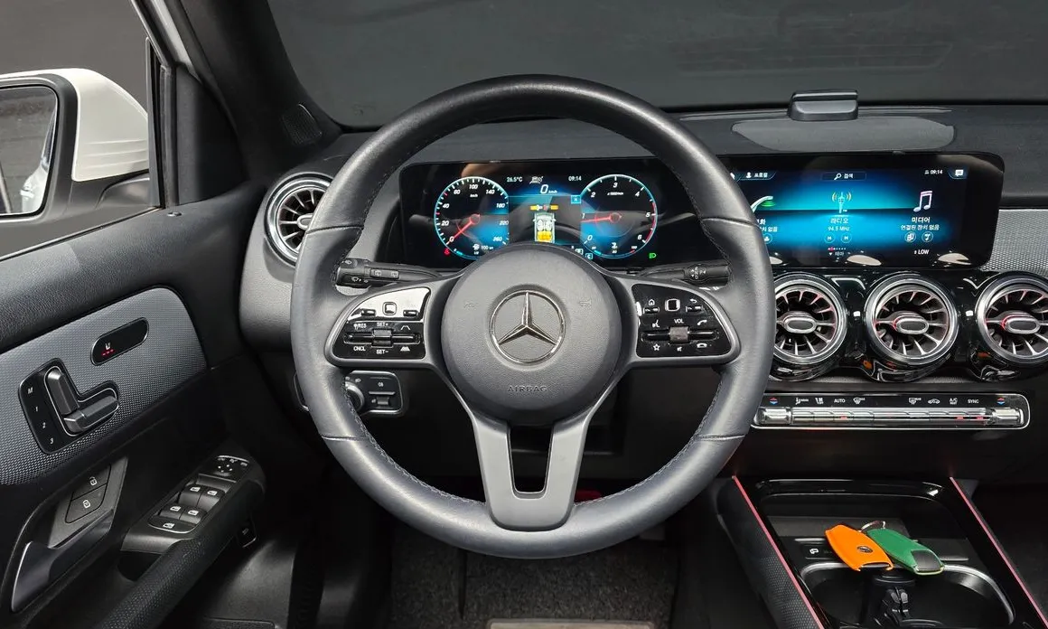 Mercedes-Benz GLB-Class