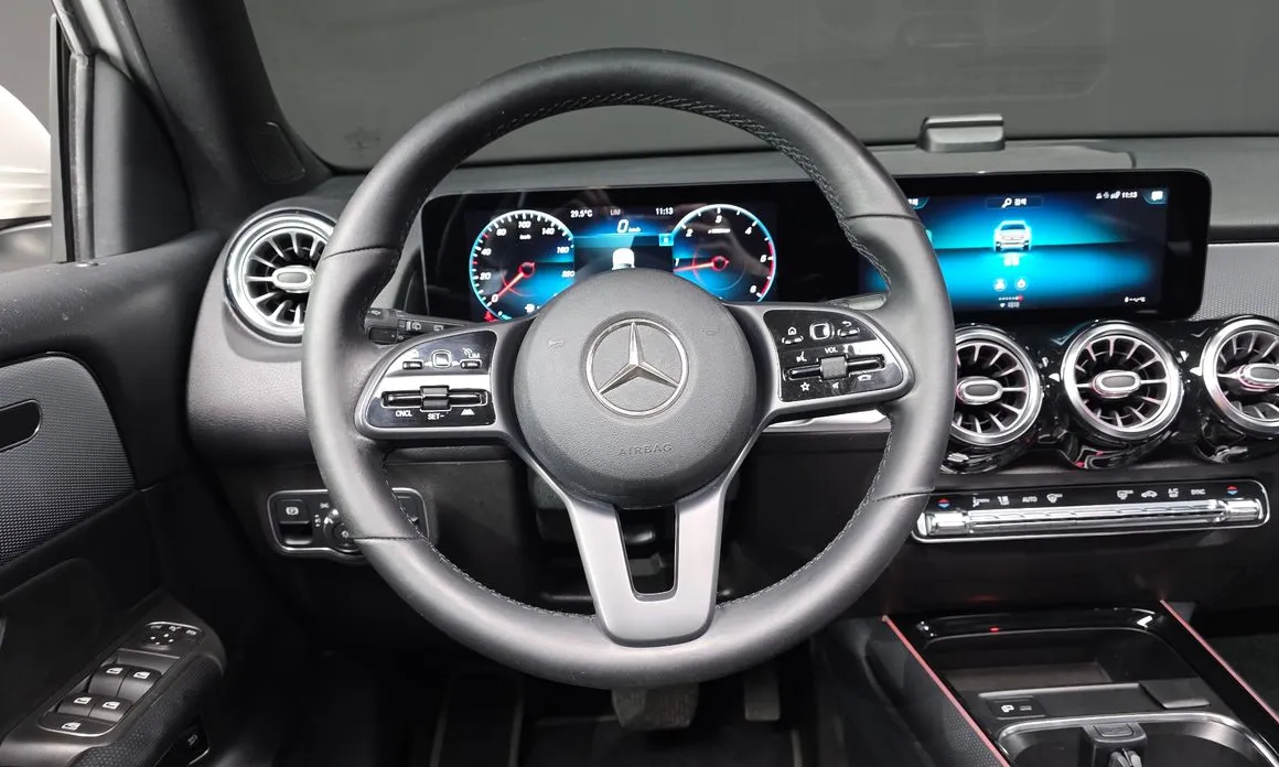 Mercedes-Benz GLB-Class