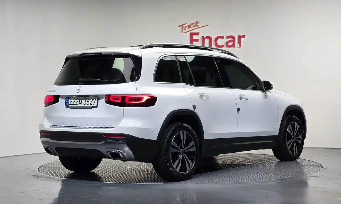 Mercedes-Benz GLB-Class