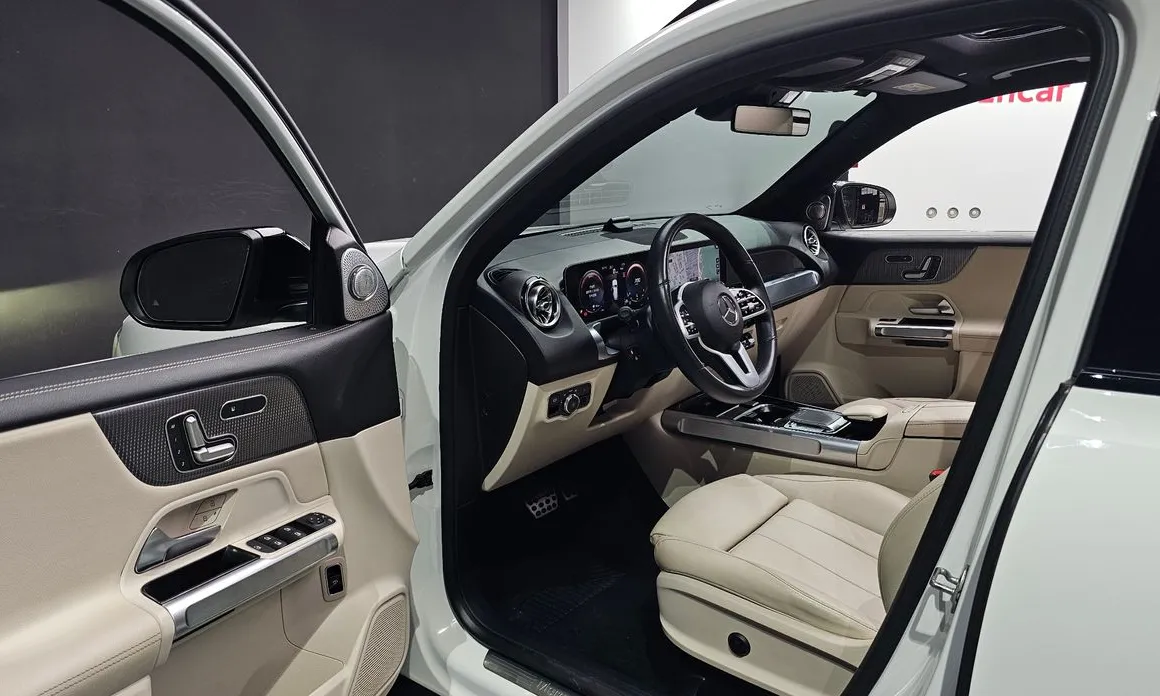 Mercedes-Benz GLB-Class