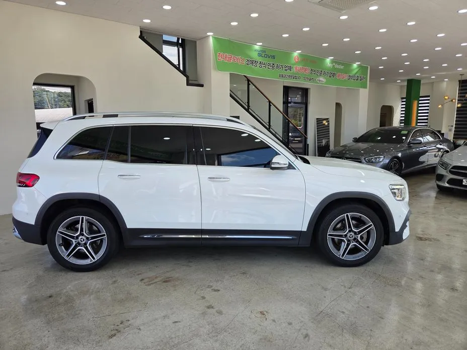 Mercedes-Benz GLB-Class