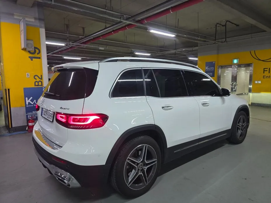 Mercedes-Benz GLB-Class