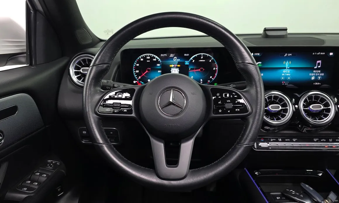 Mercedes-Benz GLB-Class