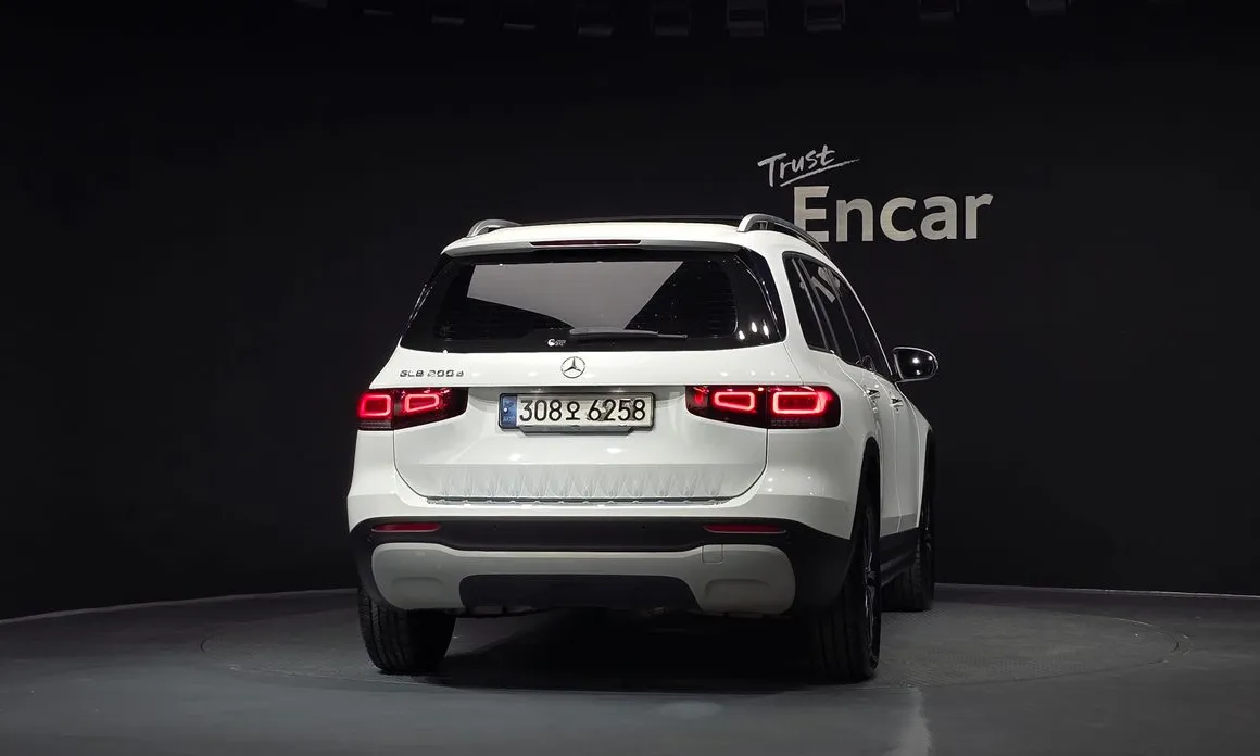 Mercedes-Benz GLB-Class
