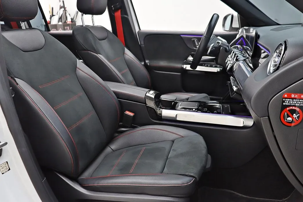 Mercedes-Benz GLB-Class
