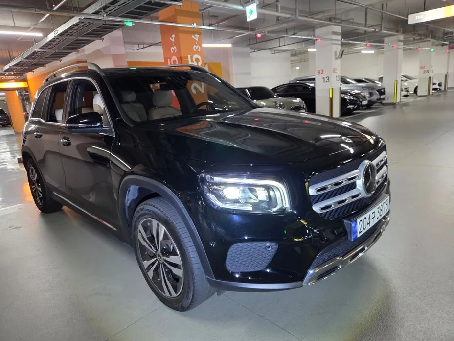 Mercedes-Benz GLB-Class