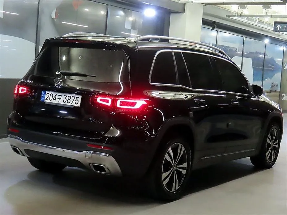Mercedes-Benz GLB-Class