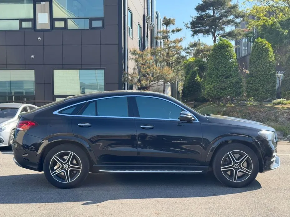 Mercedes-Benz GLE-Class