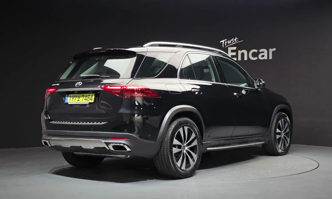 Mercedes-Benz GLE-Class