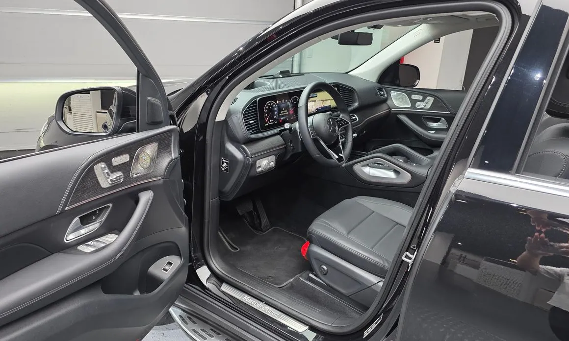 Mercedes-Benz GLE-Class