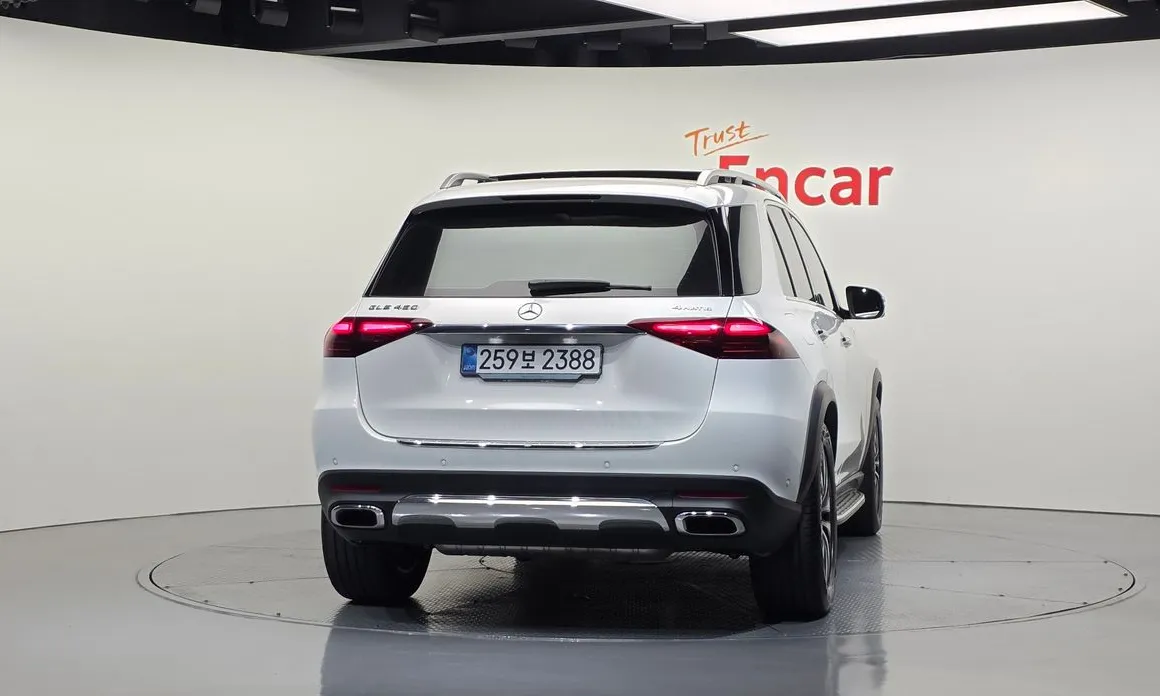 Mercedes-Benz GLE-Class