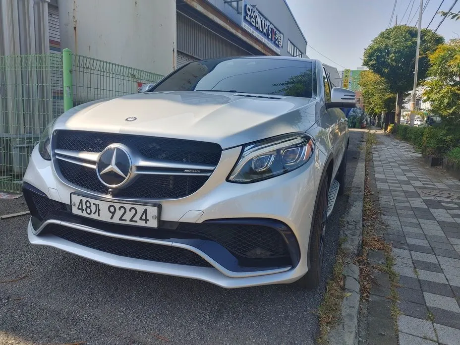 Mercedes-Benz GLE-Class