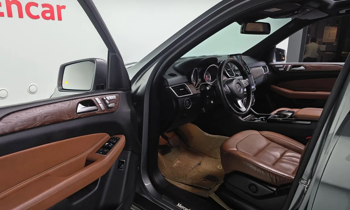 Mercedes-Benz GLE-Class