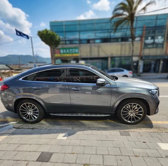 Mercedes-Benz GLE-Class