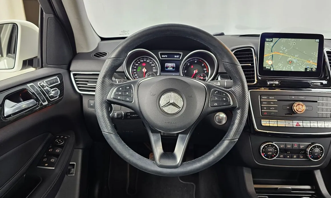 Mercedes-Benz GLE-Class