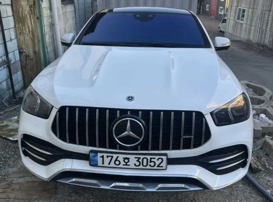 Mercedes-Benz GLE-Class