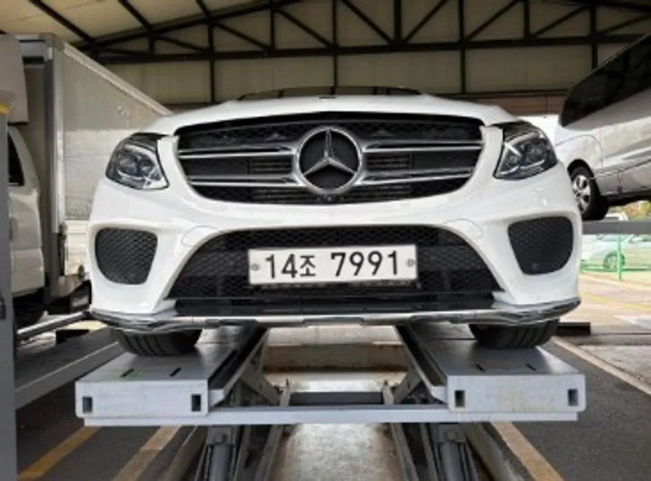 Mercedes-Benz GLE-Class