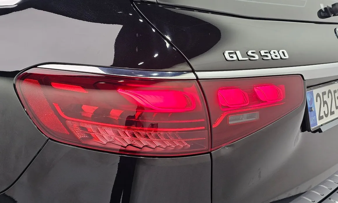 Mercedes-Benz GLS-Class